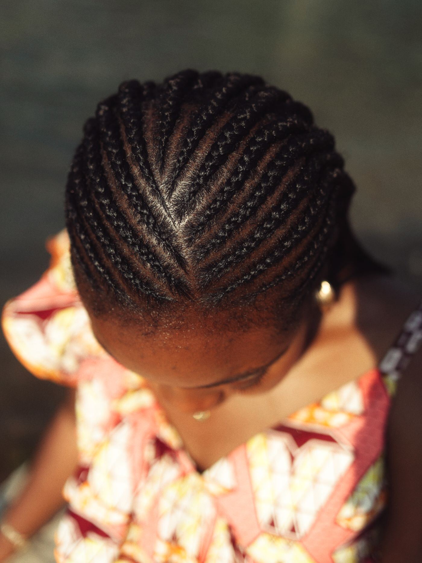 Coiffure : tresses et cheveux naturels